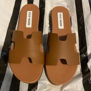 -BRAND NEW- Steve Madden Dariella Tan Leather Sandals